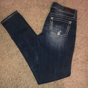 Buckle Jeans